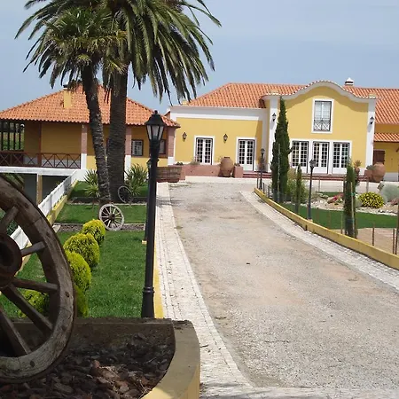 Casa Agricola Quinta Da Junqueira Holiday home Reguengo Grande